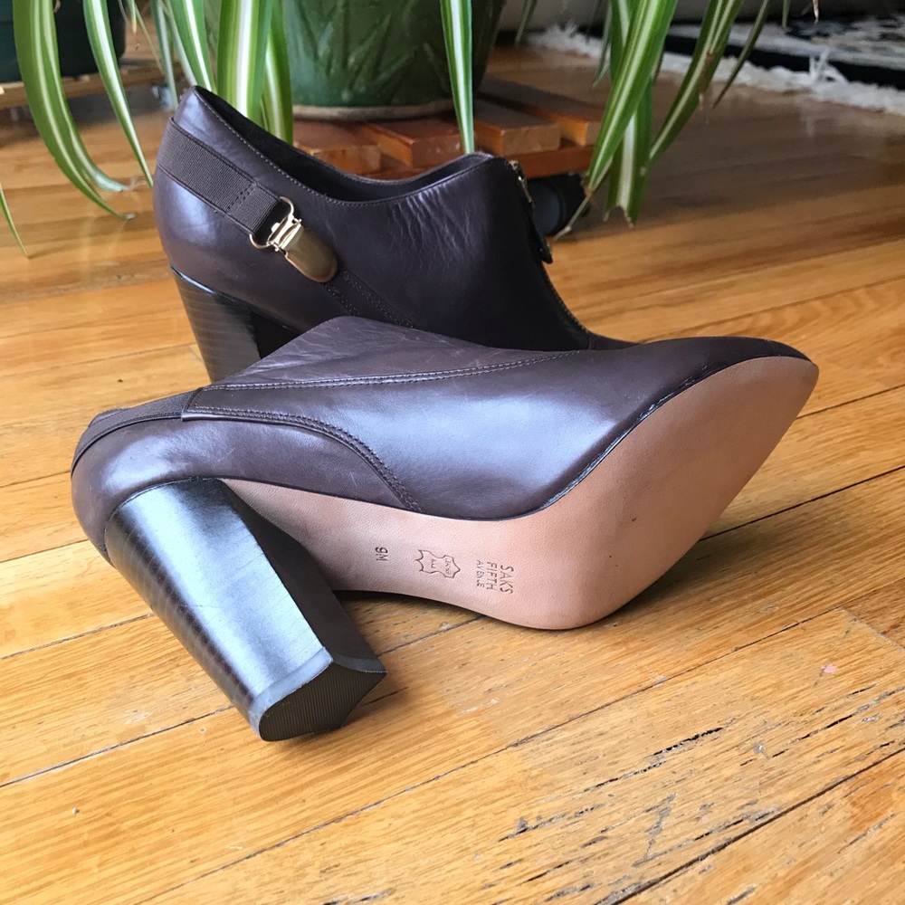 💕Saks Fifth Avenue  Matte Baby Bootie - Picture 3 of 5
